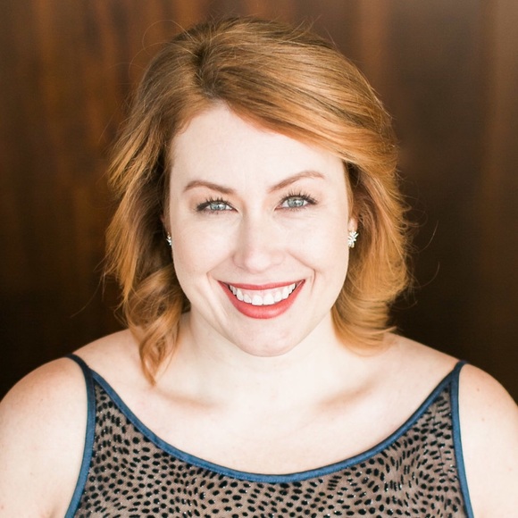 Meet your Posher, Lindsey - Picture 1 of 4